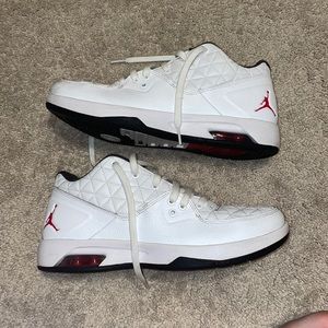 Jordan lows (Size 9)